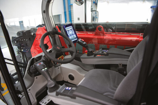 Manitou MRT 1645 75 – chariot télescopique rotatif   – vue détaillée