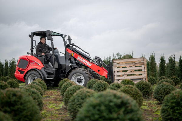 Manitou MLA 2-25 H – chargeuse articulée   – en situation d'utilisation