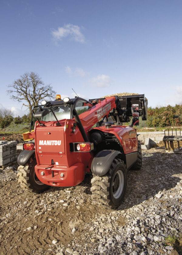 Manitou MT 625 H – chariot télescopique de chantier   – en situation d'utilisation n°3