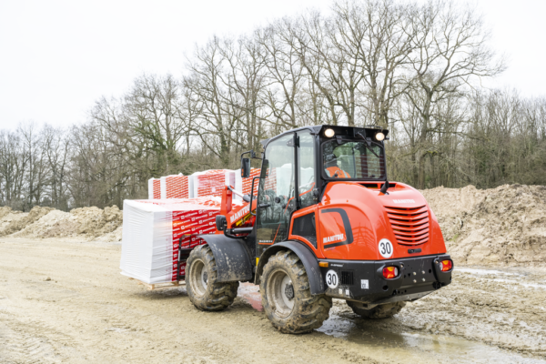 Manitou MLA 6-65 H-Z – chargeuse articulée   – en situation d'utilisation n°2