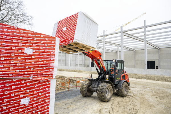 Manitou MLA 6-65 H-Z – chargeuse articulée   – en situation d'utilisation n°3