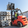 Manitou MI 15 G ST5 – chariot élévateur au gaz (GPL) – en situation d'utilisation n°2