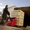 Manitou EP 18 – transpalette électrique – en situation d'utilisation